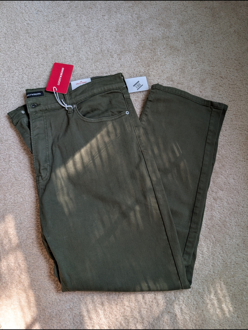 Lucky Brand Men's 410 Bull Athletic Straight Jeans